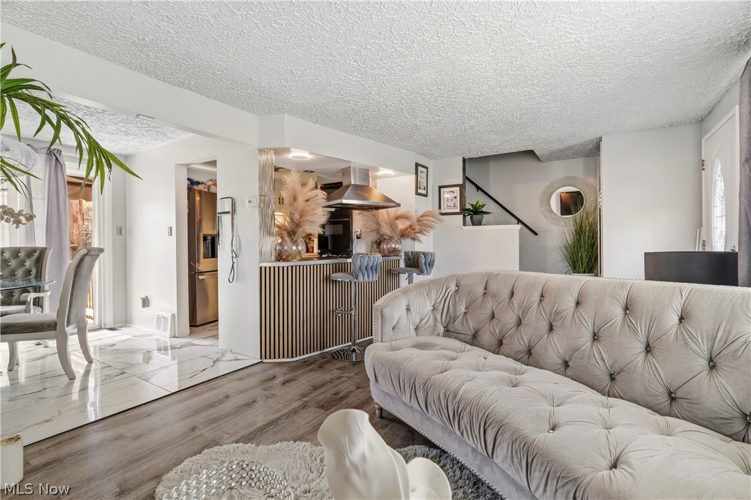 19406 Wickfield Avenue Warrensville Heights OH 44122