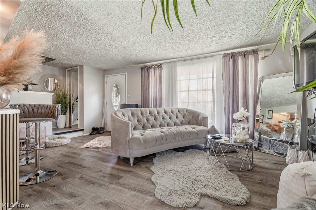 19406 Wickfield Avenue Warrensville Heights OH 44122