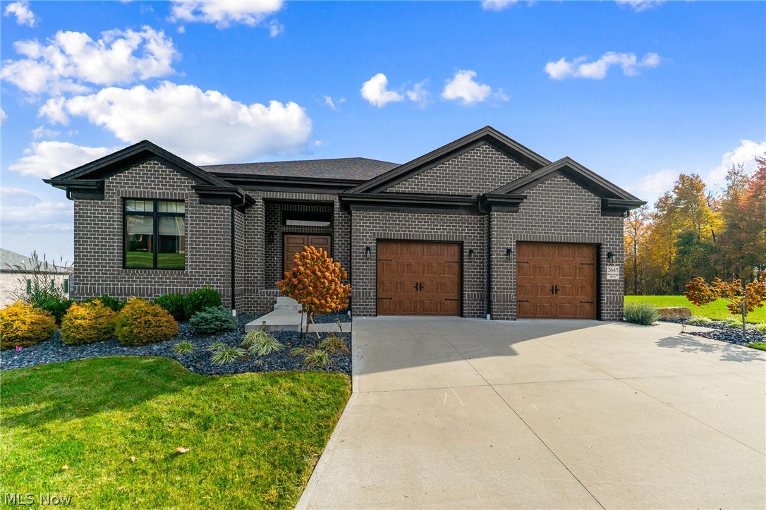 2645 Waters Edge Drive Columbiana OH 44408
