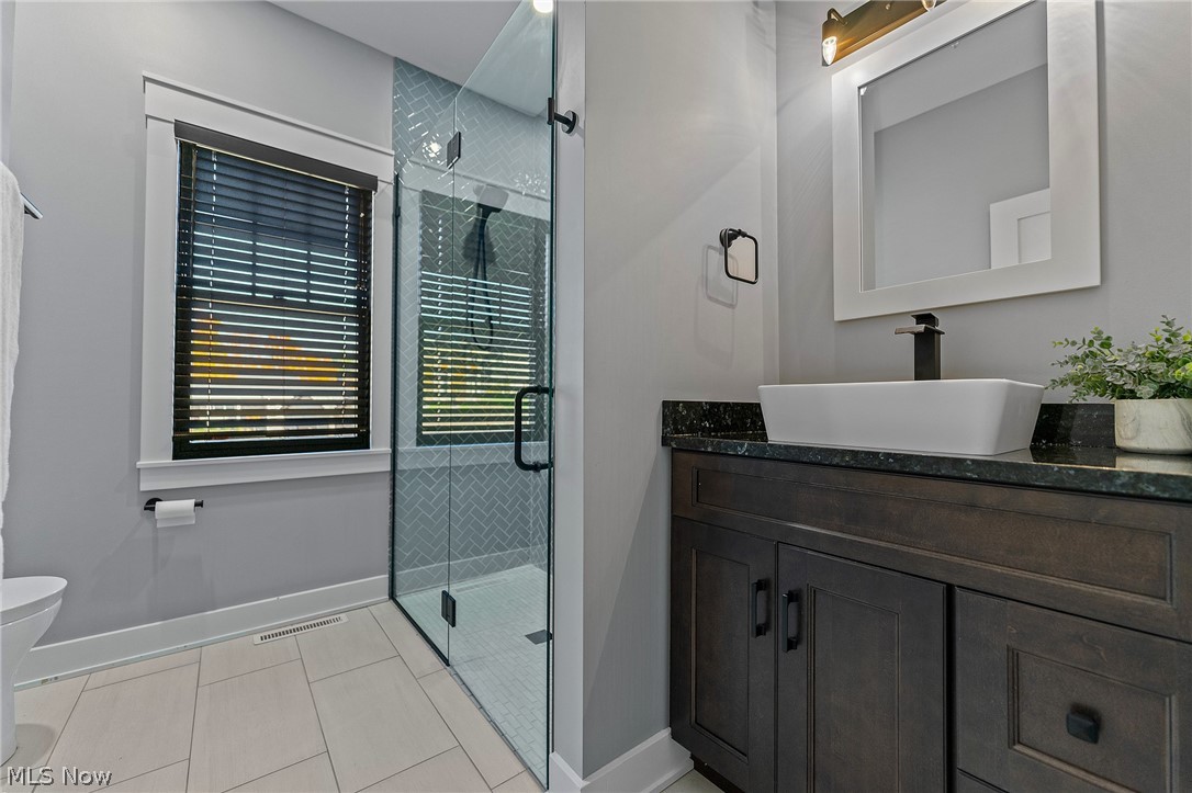 2645 Waters Edge Drive Columbiana OH 44408