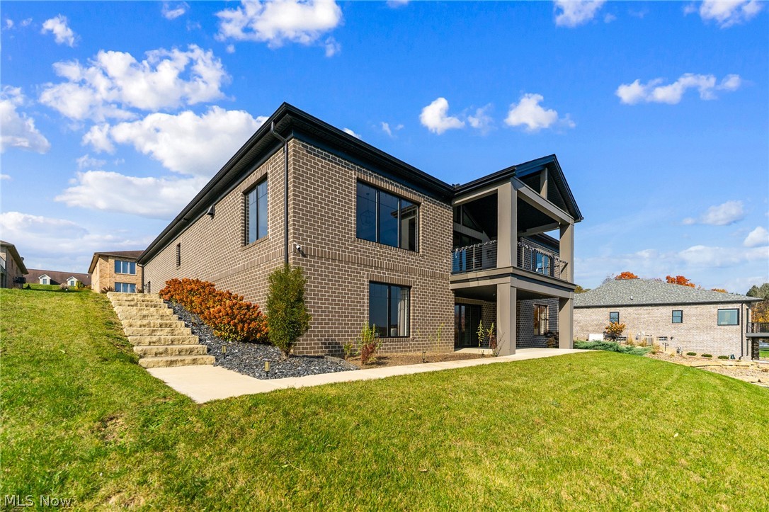 2645 Waters Edge Drive Columbiana OH 44408