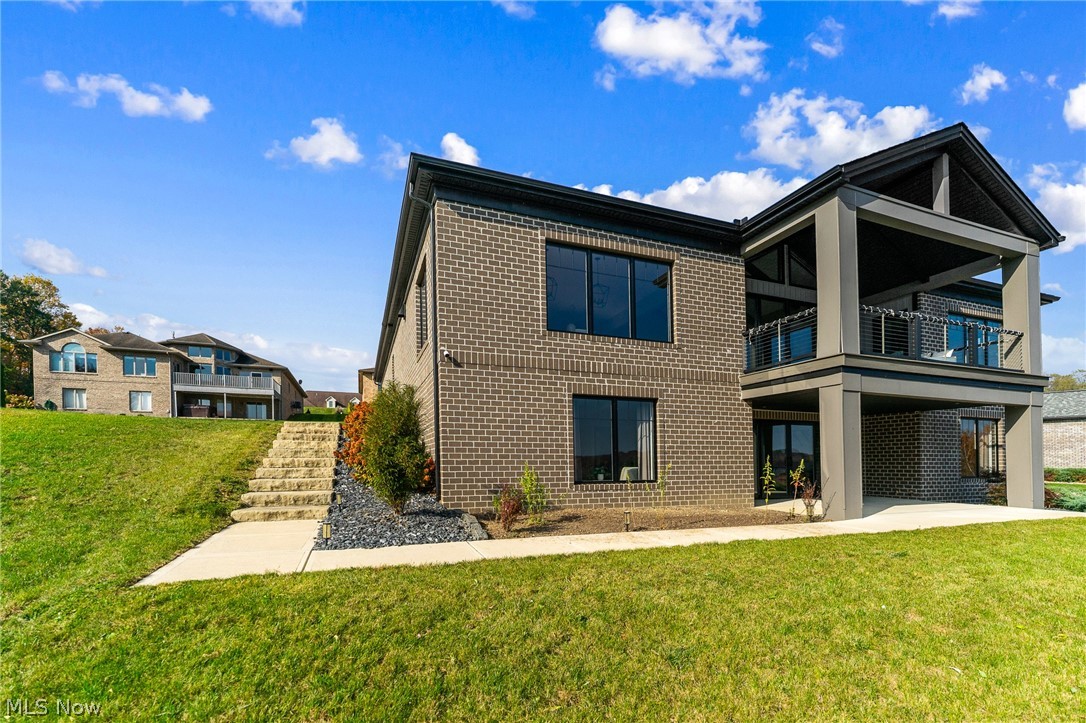 2645 Waters Edge Drive Columbiana OH 44408