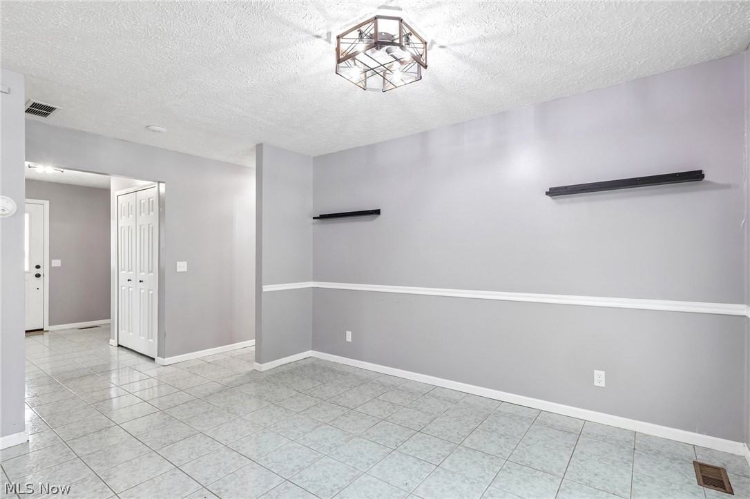 1840 Green Road Madison OH 44057