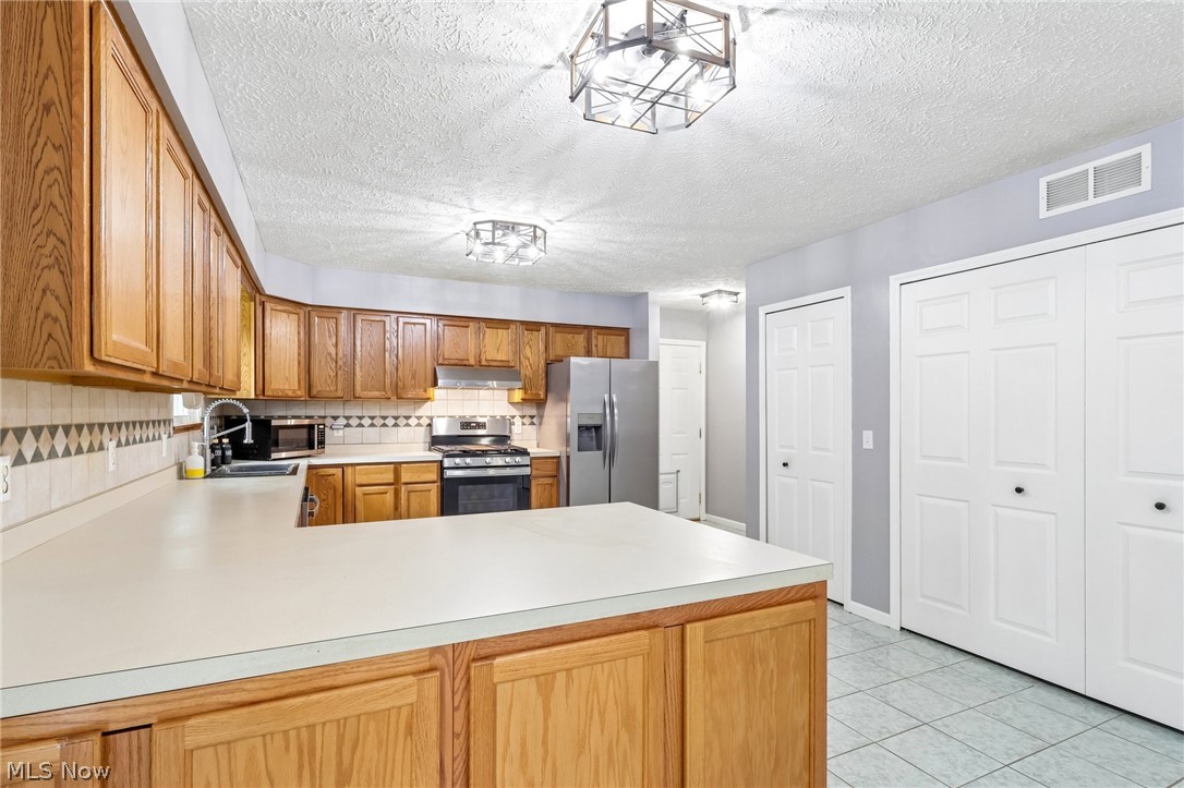 1840 Green Road Madison OH 44057
