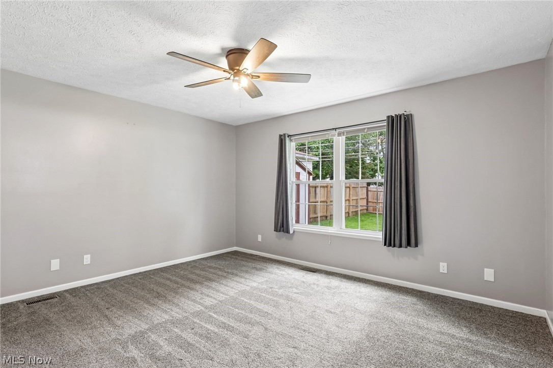 1840 Green Road Madison OH 44057