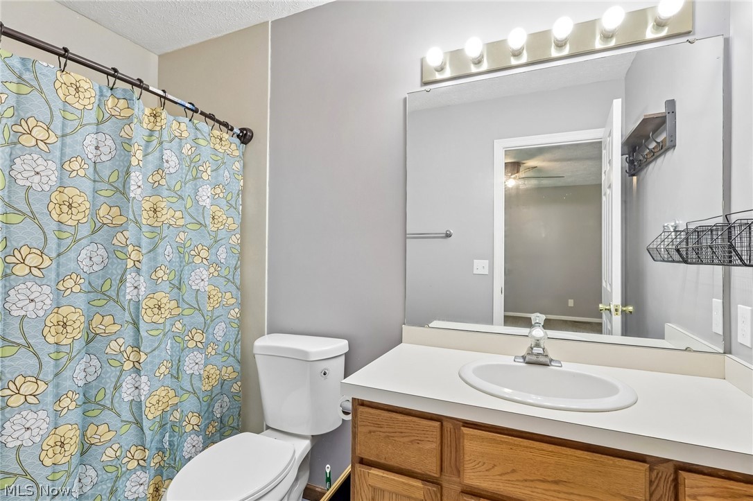 1840 Green Road Madison OH 44057