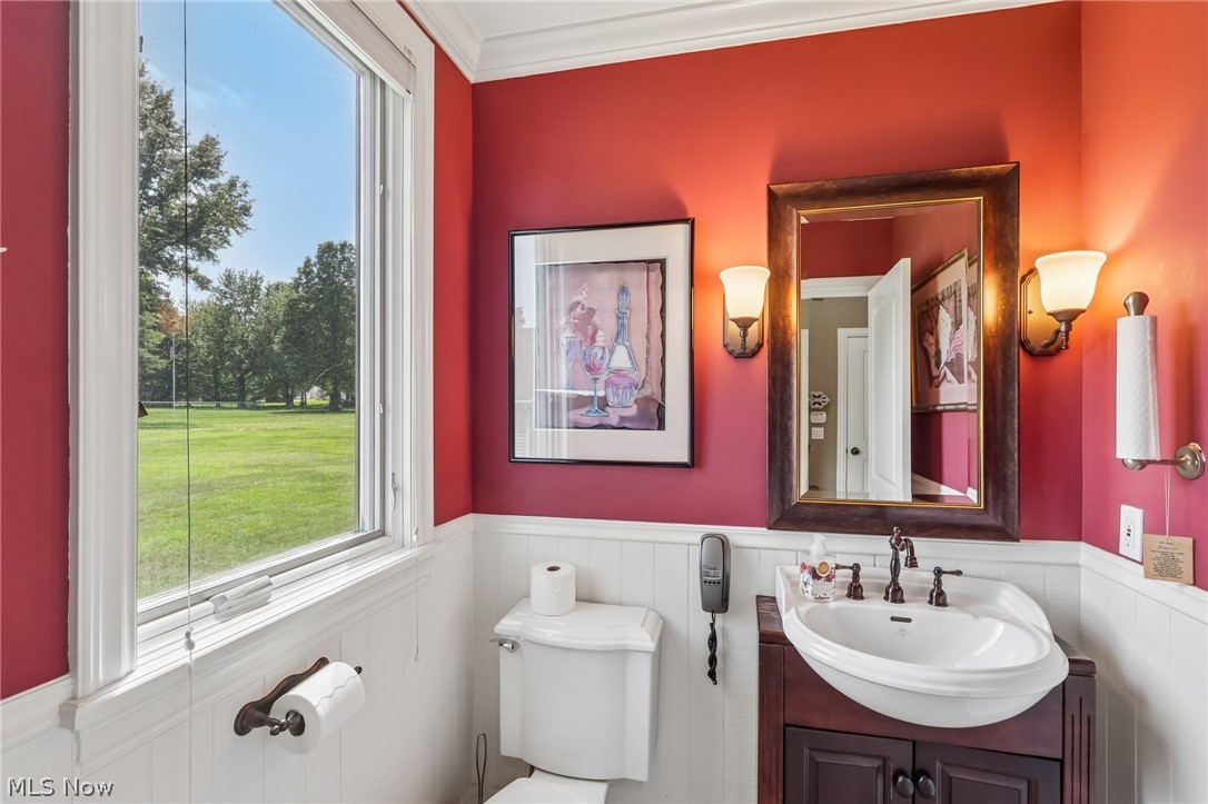 1782 Horseshoe Boulevard Westlake OH 44145