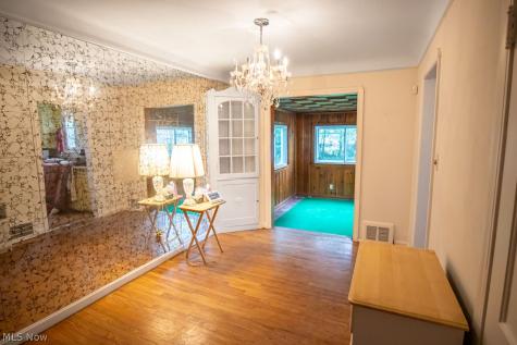 3925 Strandhill Road Cleveland OH 44128