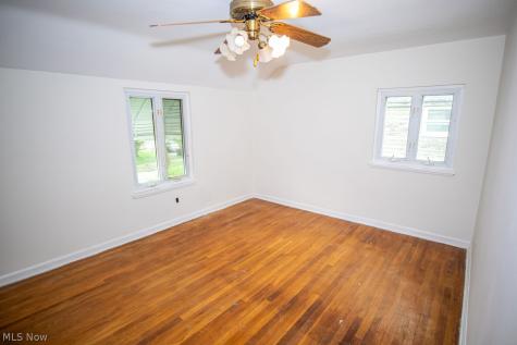 3925 Strandhill Road Cleveland OH 44128
