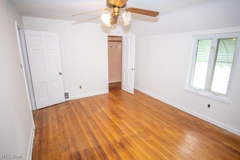 3925 Strandhill Road Cleveland OH 44128