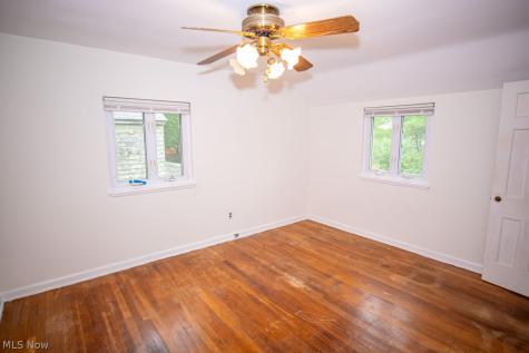 3925 Strandhill Road Cleveland OH 44128