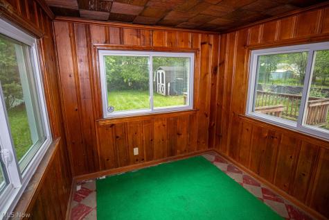 3925 Strandhill Road Cleveland OH 44128