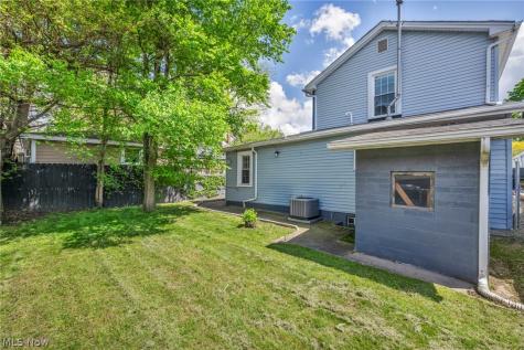 6008 W Clinton Avenue Cleveland OH 44102