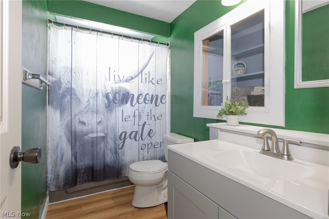 6016 Gilmere Drive Brook Park OH 44142