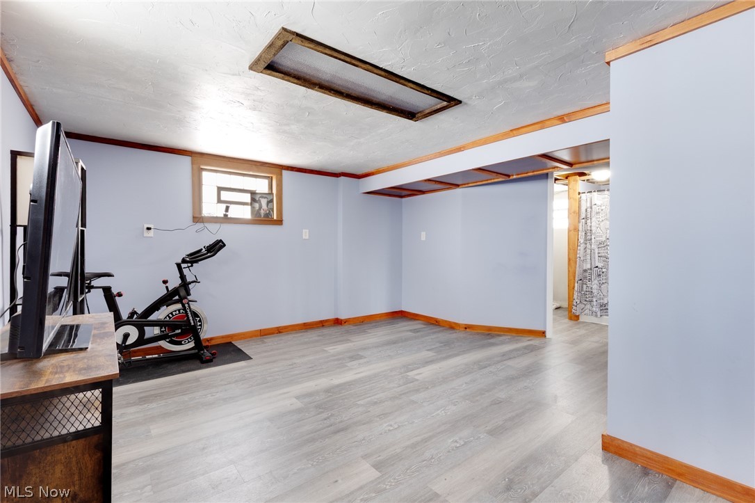 6016 Gilmere Drive Brook Park OH 44142