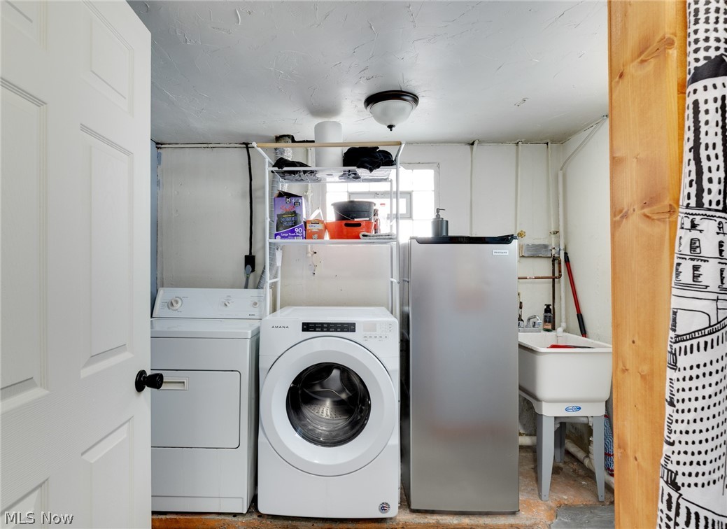 6016 Gilmere Drive Brook Park OH 44142