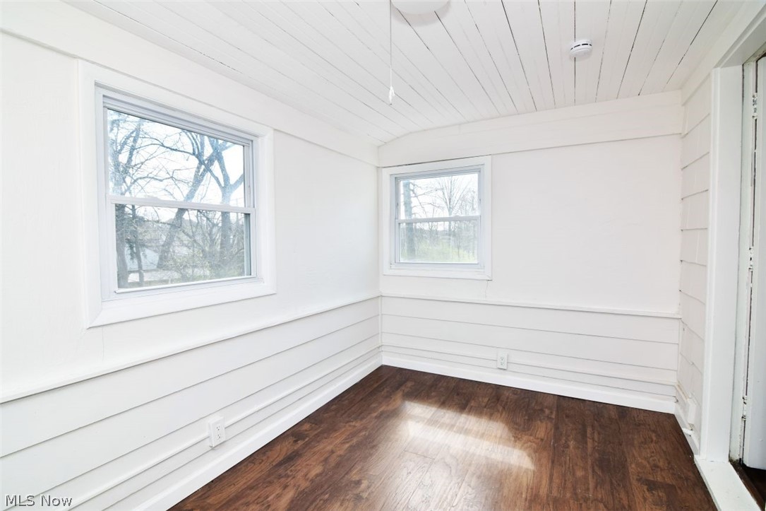 2339 Canterbury Road University Heights OH 44118