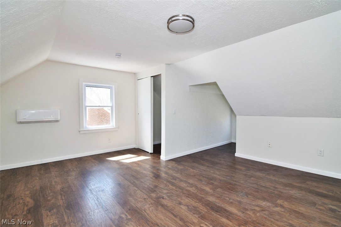 2339 Canterbury Road University Heights OH 44118