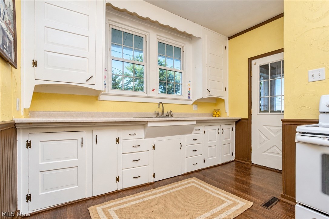 703 N 4th Street Dennison OH 44621