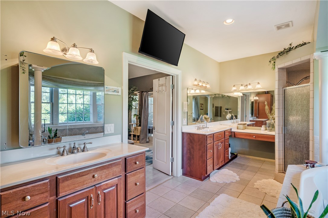 11535 Sunny Lake Drive New Middletown OH 44442