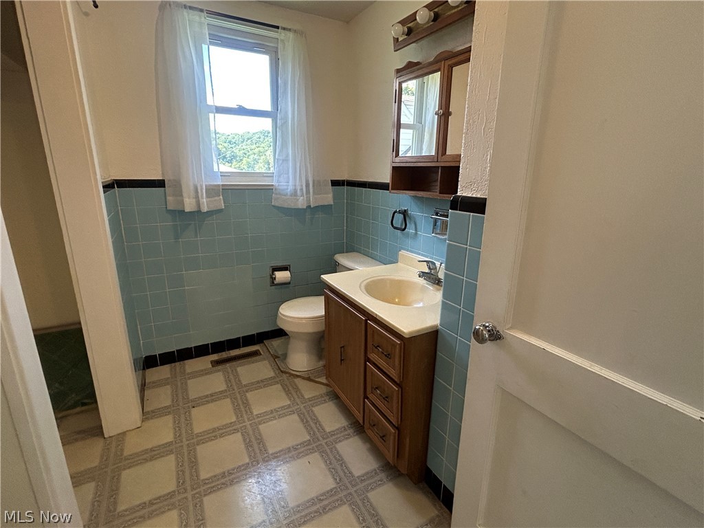 110 Greene Street Newport OH 45768