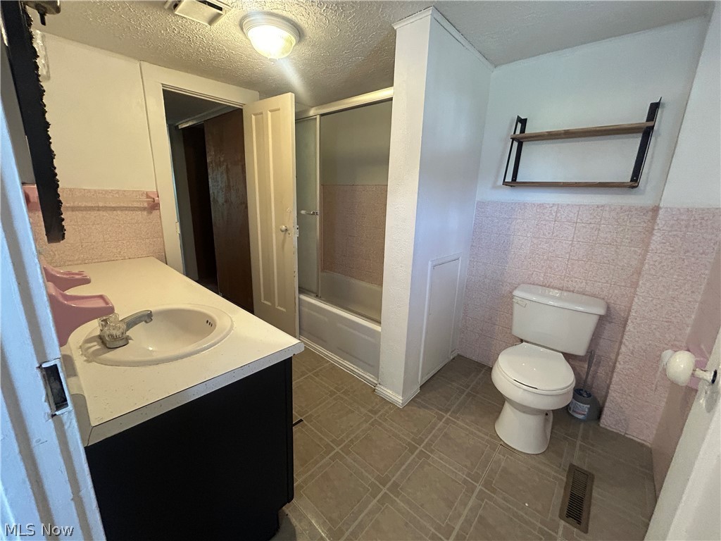 110 Greene Street Newport OH 45768