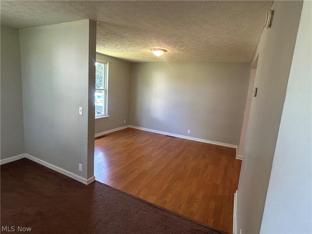 110 Greene Street Newport OH 45768