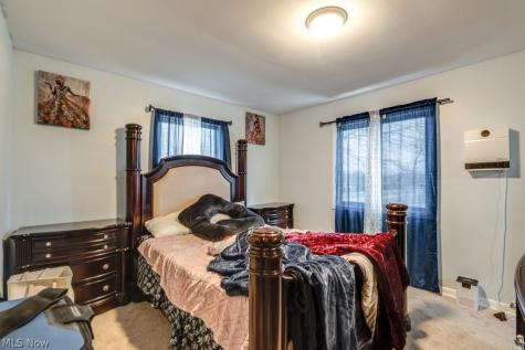 200 Cochran Road Cuyahoga Falls OH 44223