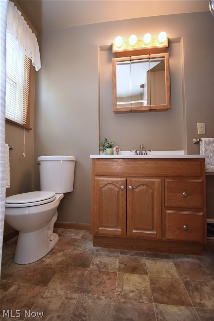 211 Parish Avenue Hubbard OH 44425