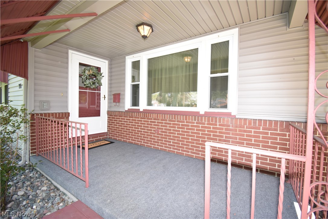 211 Parish Avenue Hubbard OH 44425