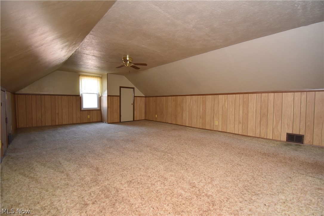 211 Parish Avenue Hubbard OH 44425
