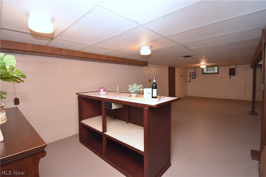211 Parish Avenue Hubbard OH 44425