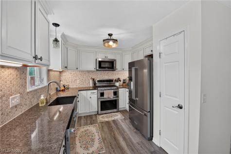 116 Myers Street Creston OH 44217