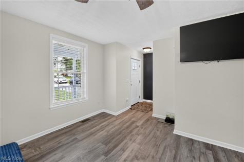 116 Myers Street Creston OH 44217