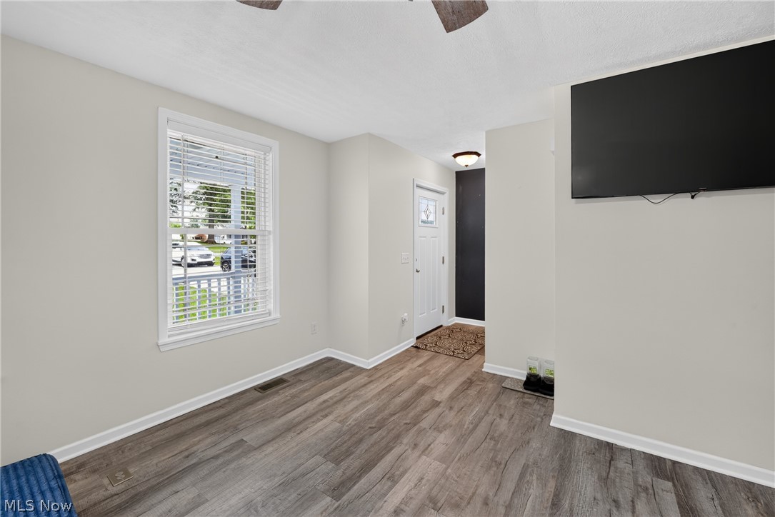116 Myers Street Creston OH 44217