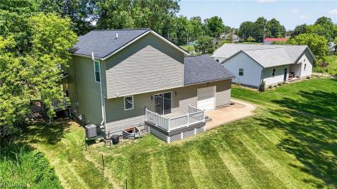 116 Myers Street Creston OH 44217