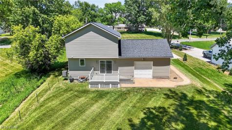 116 Myers Street Creston OH 44217
