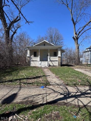 516 Wildwood Avenue Akron OH 44320
