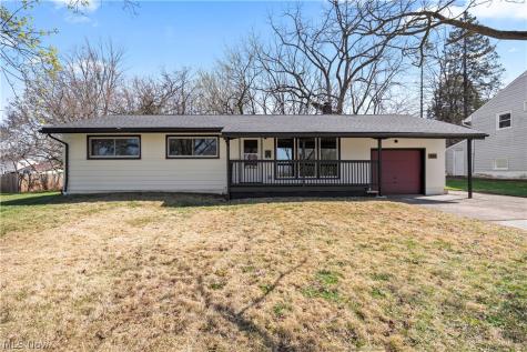 105 N Woodhill Drive Amherst OH 44001