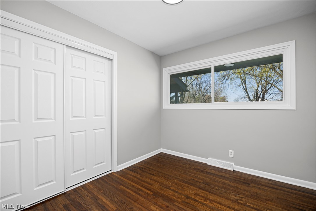 105 N Woodhill Drive Amherst OH 44001