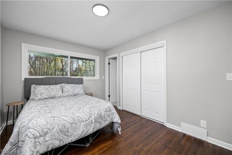 105 N Woodhill Drive Amherst OH 44001