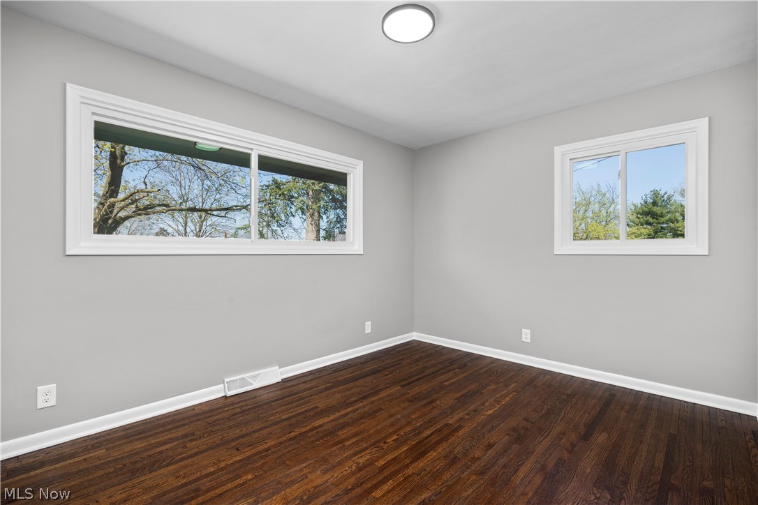 105 N Woodhill Drive Amherst OH 44001