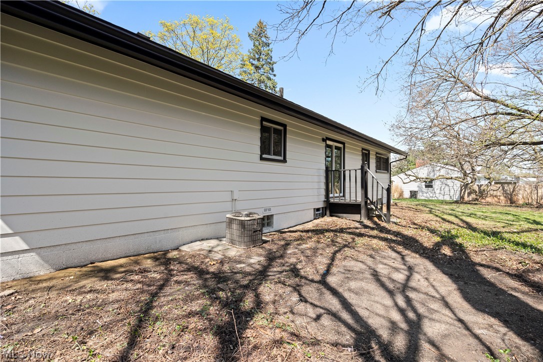 105 N Woodhill Drive Amherst OH 44001