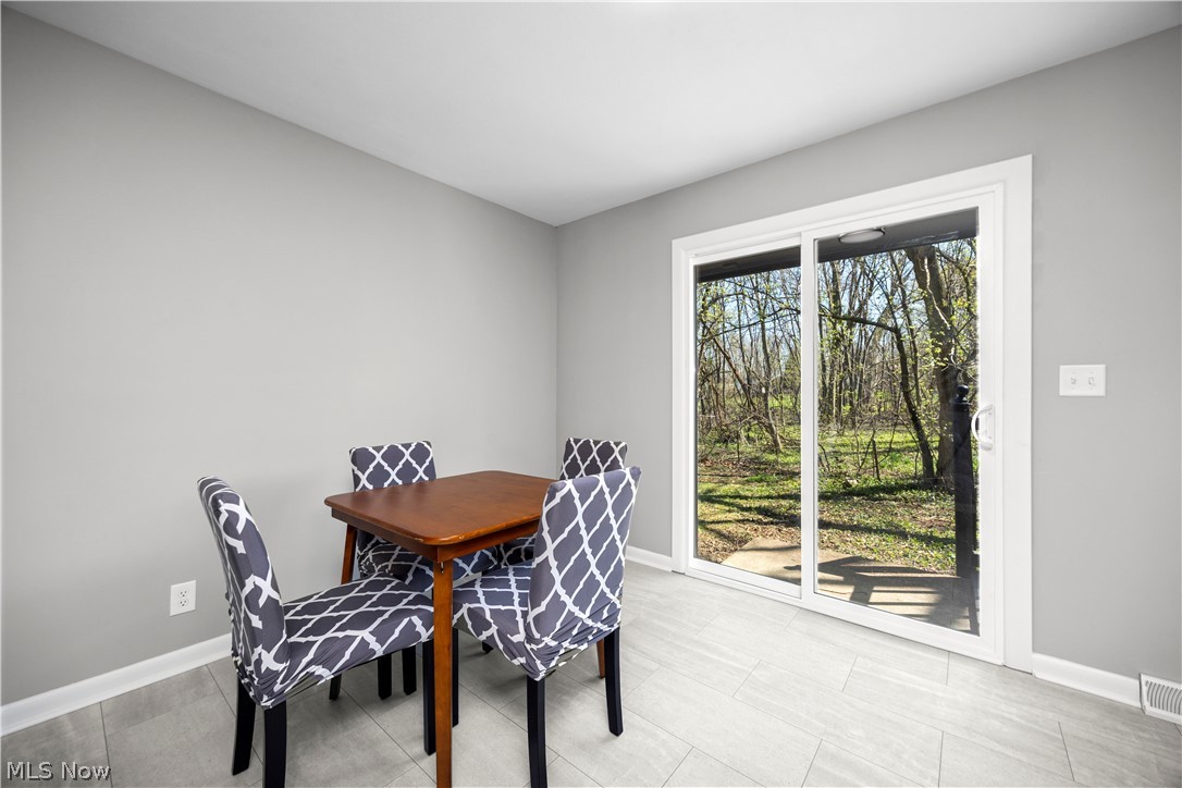 105 N Woodhill Drive Amherst OH 44001