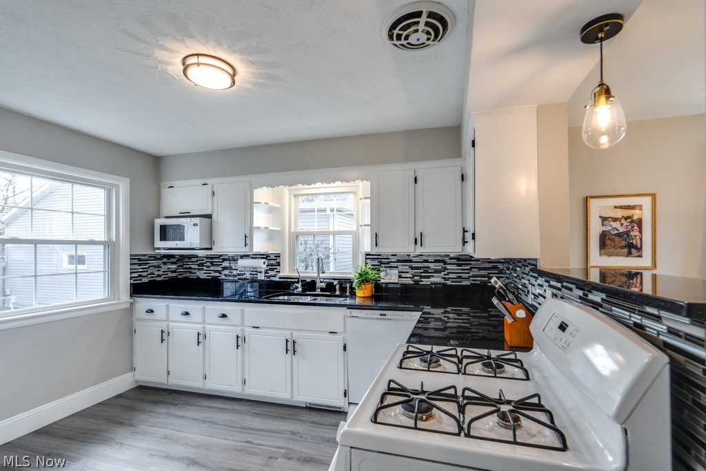 233 Kenilworth Drive Akron OH 44313