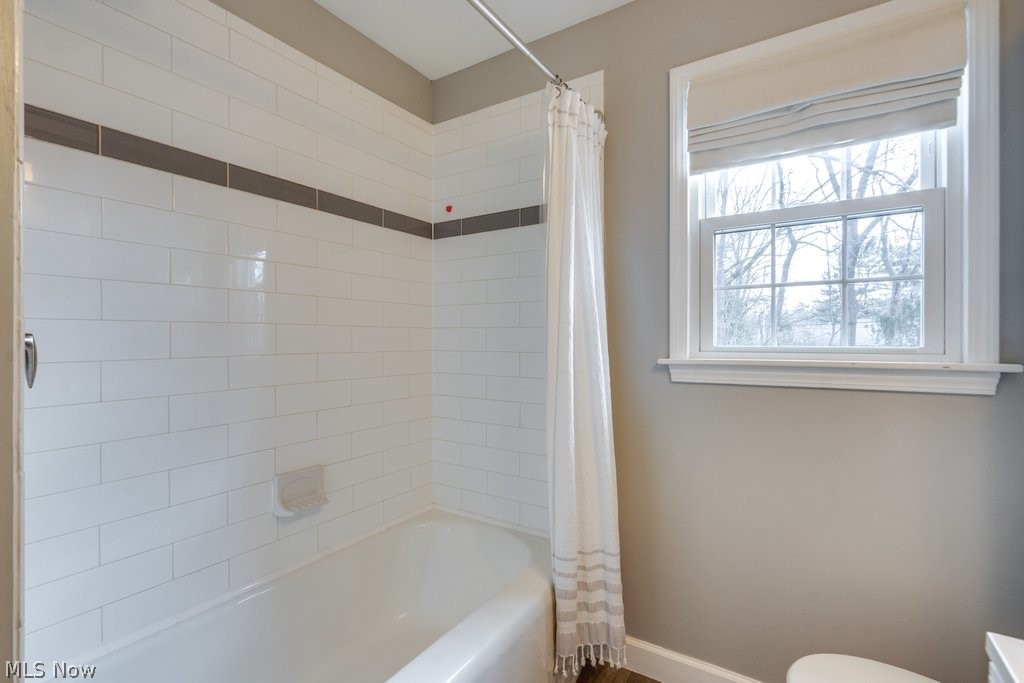 233 Kenilworth Drive Akron OH 44313