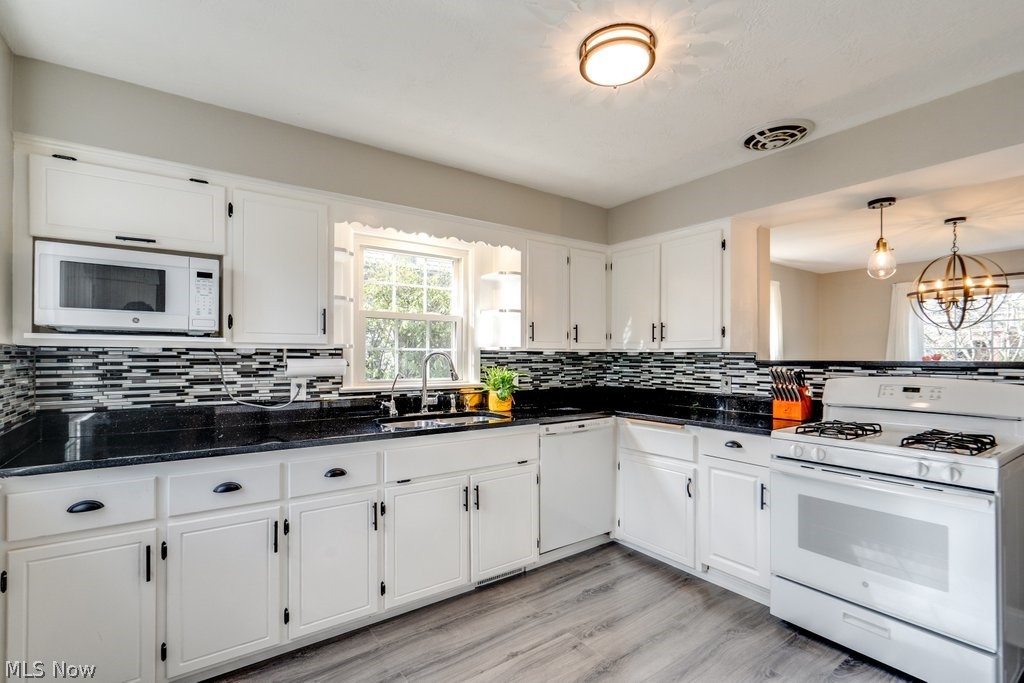 233 Kenilworth Drive Akron OH 44313