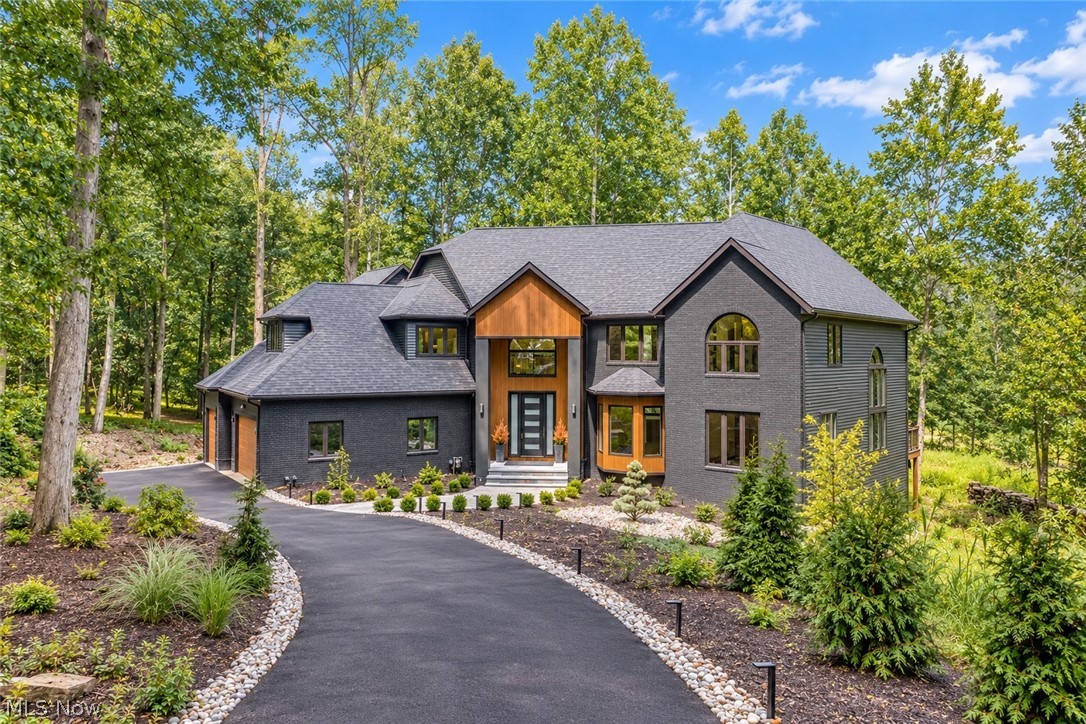 6100 Loch Lomond Court Solon OH 44139