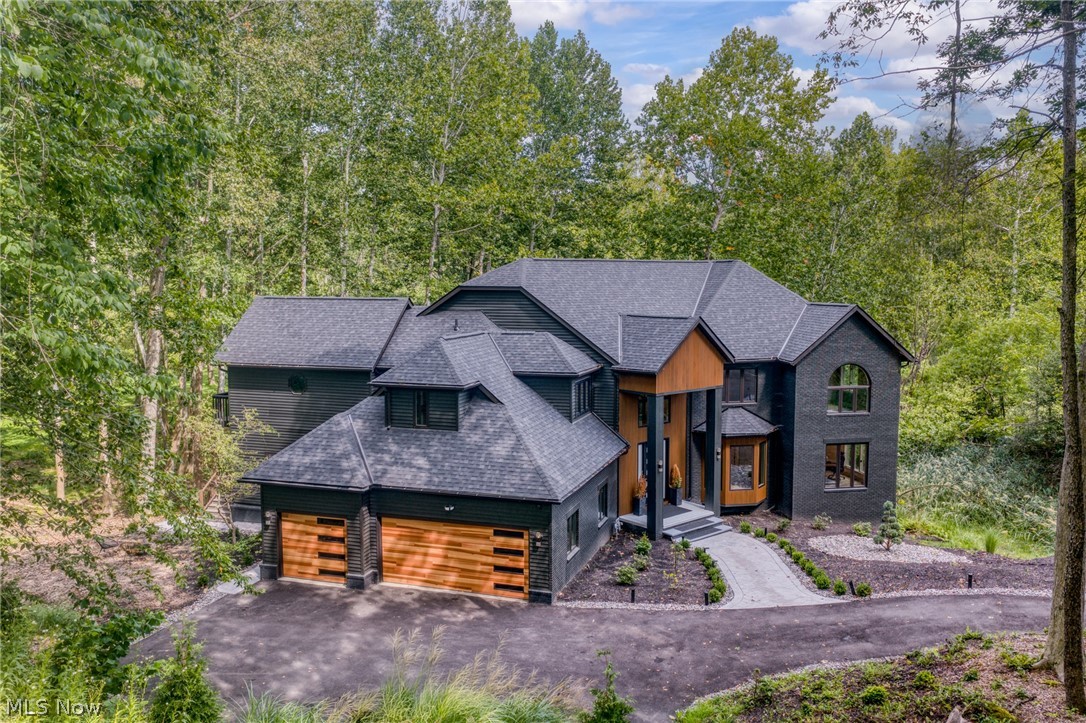 6100 Loch Lomond Court Solon OH 44139