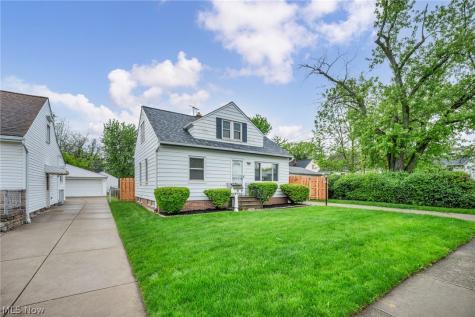 15300 Northwood Avenue Maple Heights OH 44137